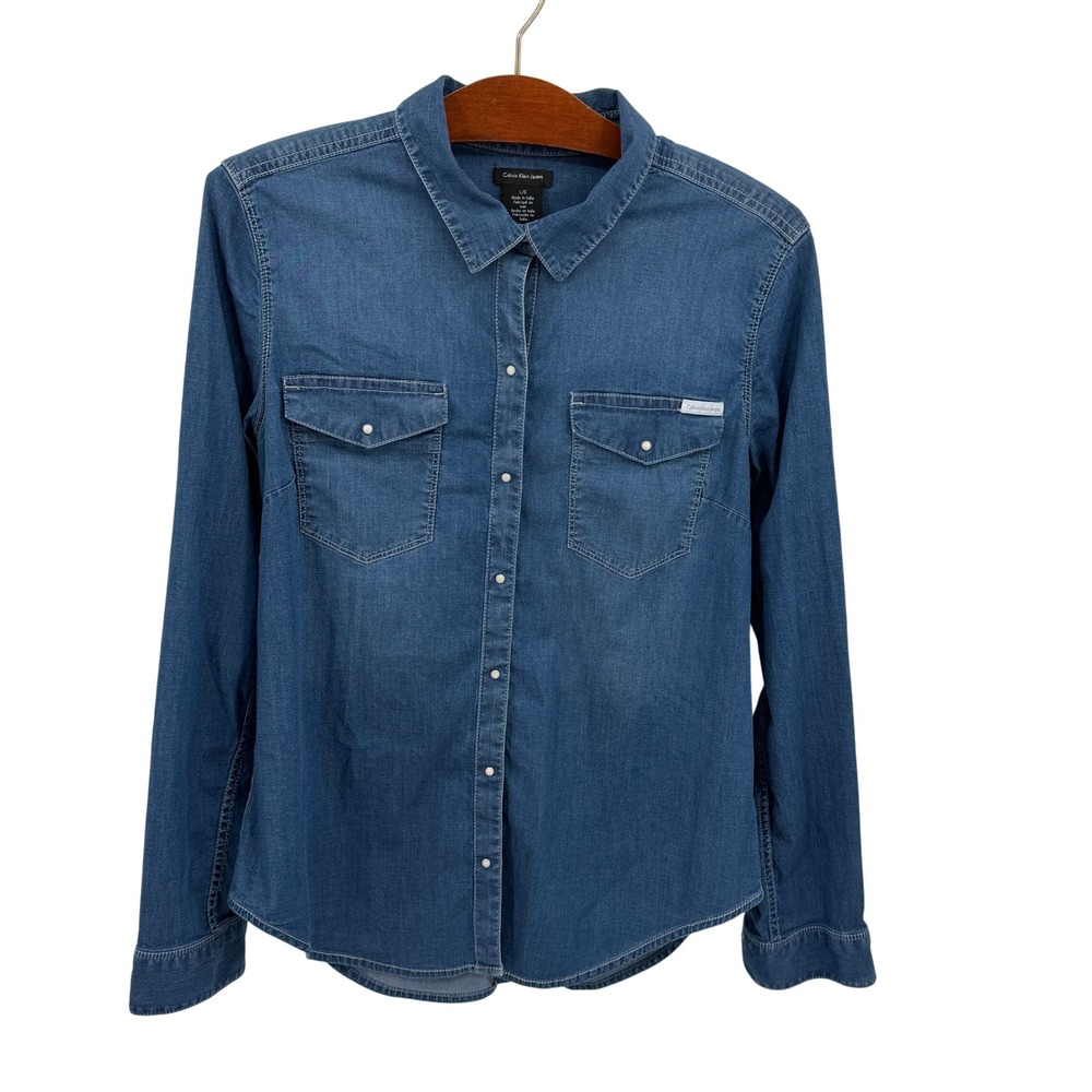 Calvin Klein Women's Size L Denim Shirt Blue‎ Button Front Long Sleeve